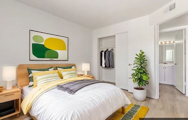 2 beds, 1 bath, 700 sqft, $1,150, Unit 221