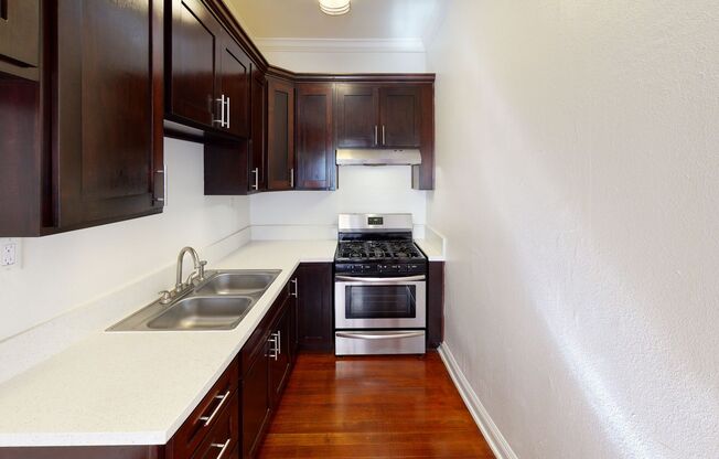 Studio, 1 bath, 400 sqft, $1,650, Unit 520-303