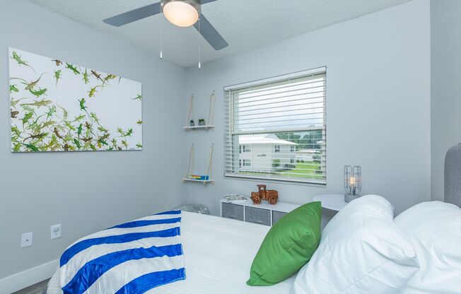 2 beds, 1 bath, 830 sqft, $1,399, Unit 01 - 0422