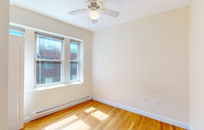 2 beds, 1 bath, 700 sqft, $3,495, Unit 13