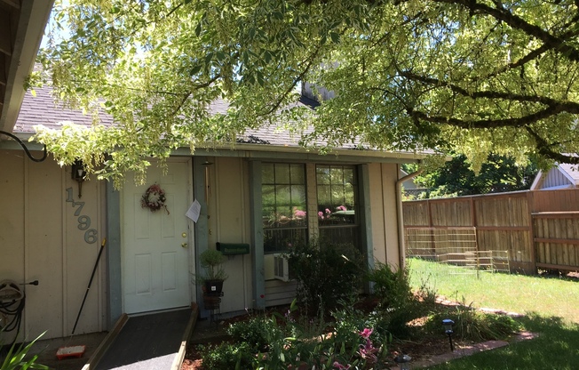 2 Bedroom in Cal Young Area
