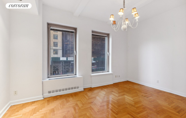 100 CENTRAL PARK S