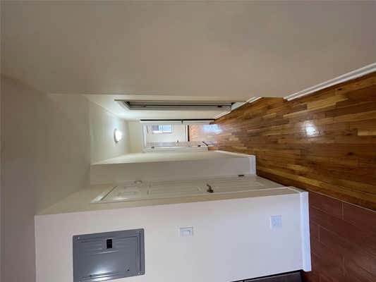 3 beds, 2 baths, 900 sqft, $3,200, Unit 2