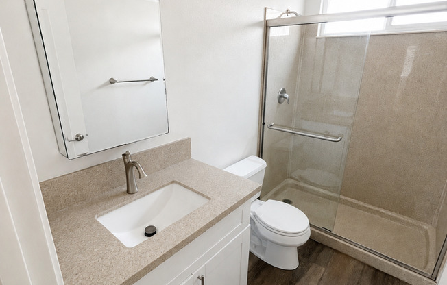 2 beds, 1 bath, $2,500, Unit 110