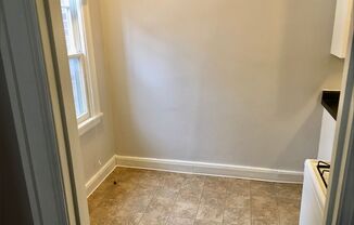 Studio, 1 bath, 369 sqft, $999, Unit 1B