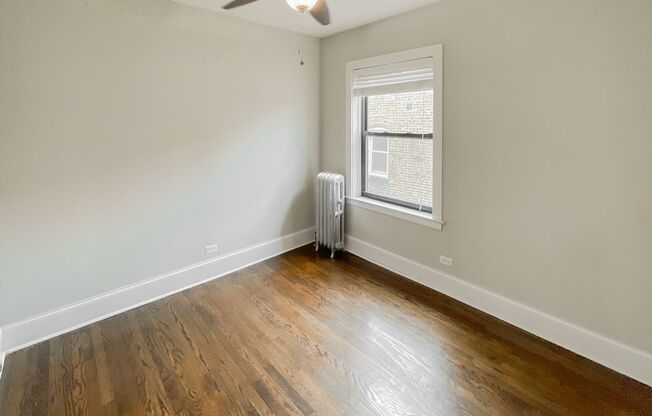 2 beds, 1 bath, 1,105 sqft, $2,550, Unit 2211-3
