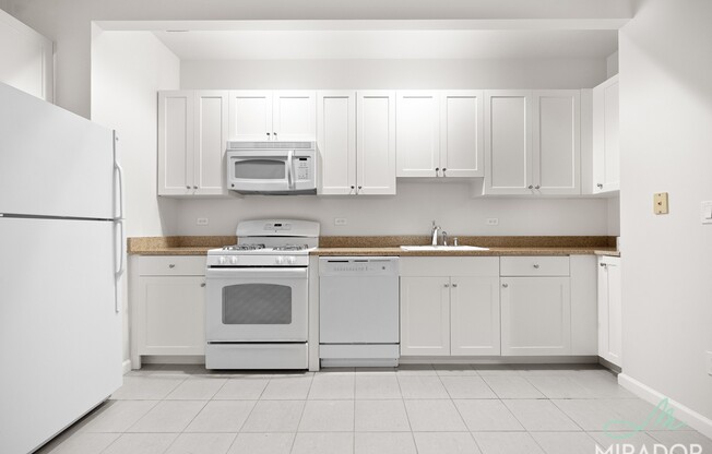Studio, 1 bath, $3,500, Unit 12G