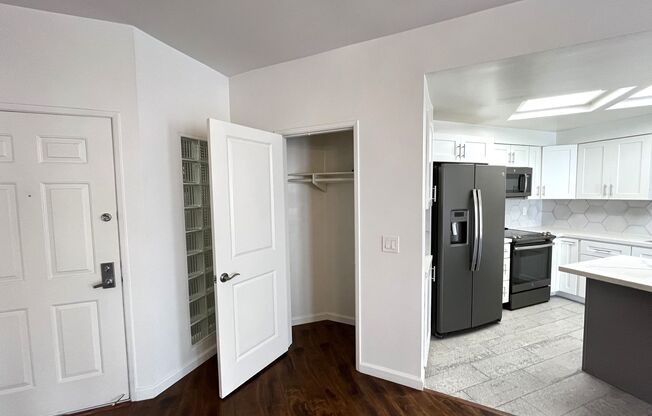 $500 OFF First Month's Rent! 2BR/2BA Downtown Marina District Condo - Gated Community, In-Unit Laundry, Assigned Parking, and Pet Friendly!