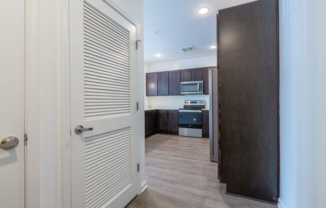 2 beds, 2 baths, 1,300 sqft, $1,545, Unit 212