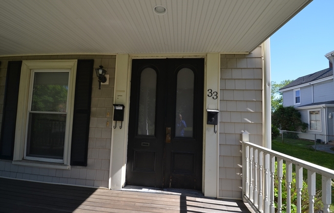 33 W EMERSON ST
