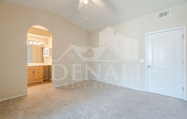 3 beds, 2 baths, 1,215 sqft, $1,895, Unit Unit 1066