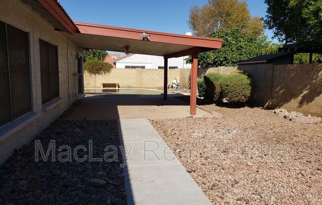 2708 W GILA LN