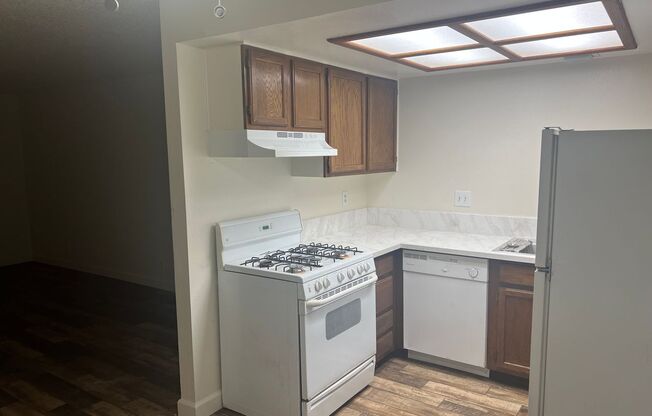 2BED & 2BATH