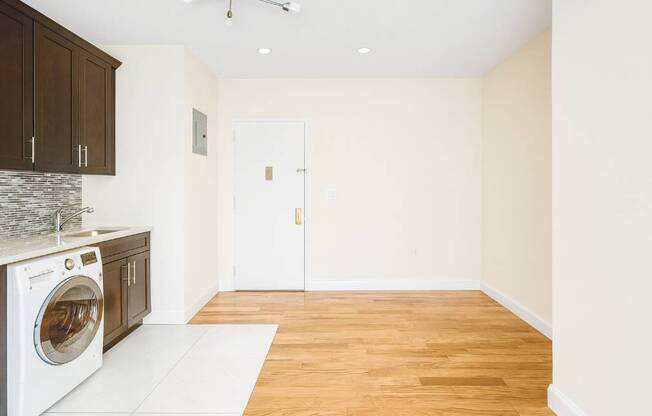 7510 20th Ave Apt 2R