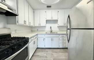 2 beds, 1.5 baths, $2,395, Unit Unit #6