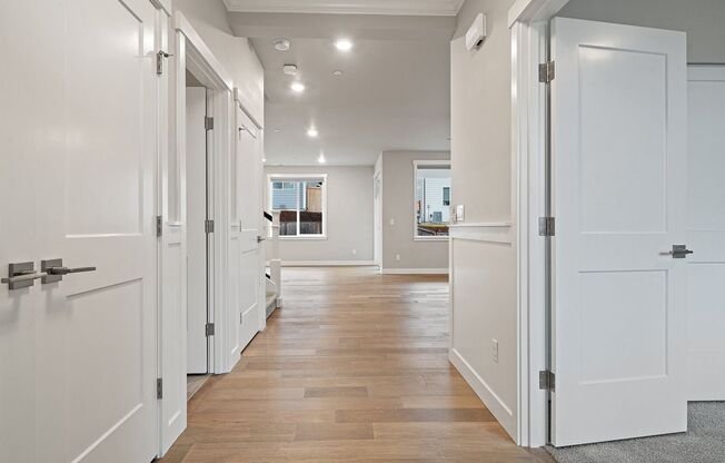 Newer 4-Bedroom Home in Bremerton