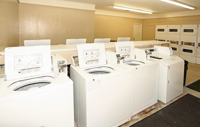 Aspire Richmond Hill Laundry Facility