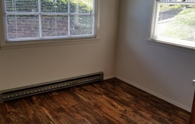 Occupied, do not disturb tenants. 2br duplex with carport and stackable washer/dryer included!