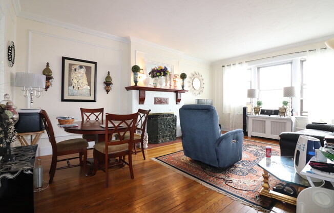 30 Park St, Brookline MA B1