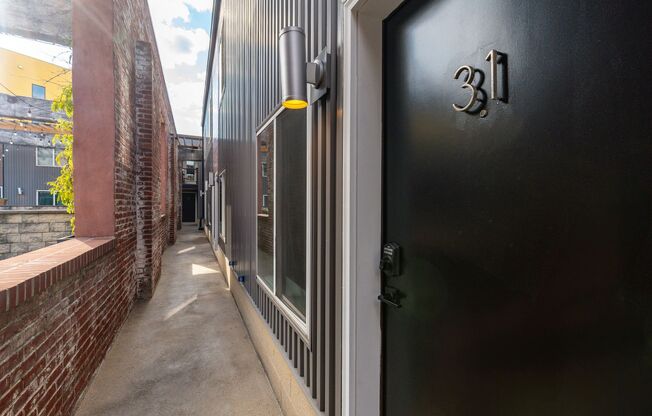 1 bed, 1 bath, 457 sqft, $1,315, Unit 31