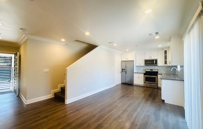 7205 S. La Cienega Apartments