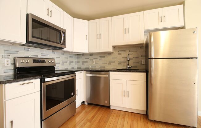 1 bed, 1 bath, $1,495, Unit #B