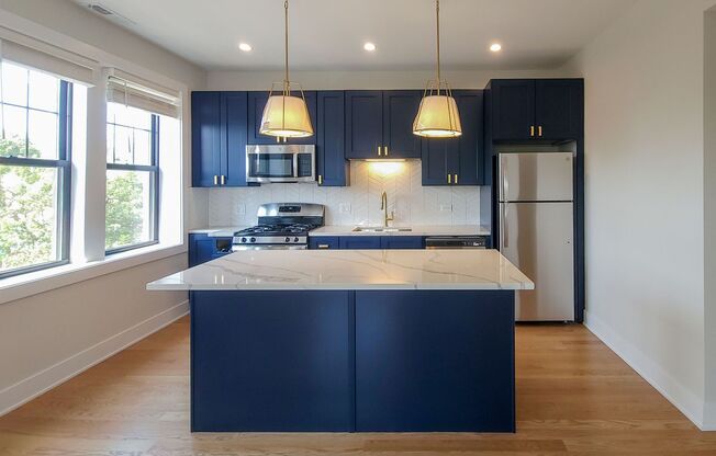 3 beds, 2 baths, 1,030 sqft, $3,995, Unit 2020-3B