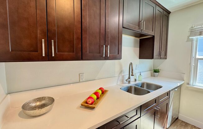 429 W 3rd St - ADW