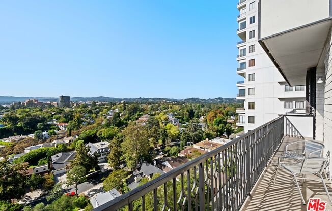 2 beds, 2 baths, 1,088 sqft, $6,200, Unit 1809