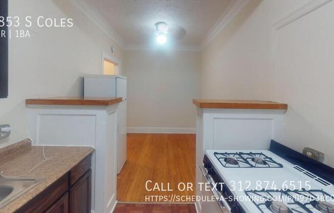 7853 S COLES