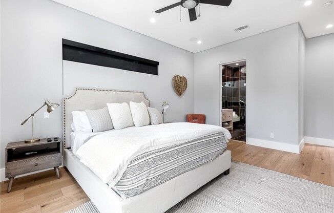 12606 EMELITA ST