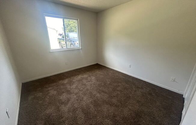 Charming 3 bed 1 bath house!