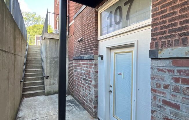 Stylish 2 bedroom 2 full bathroom near The Ohio State University and High St.