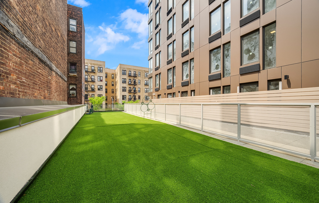 1 bed, 1 bath, $3,500, Unit 17-D