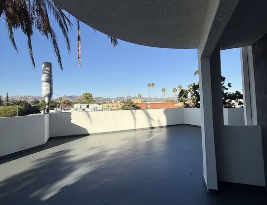 2 beds, 2 baths, 1,057 sqft, $4,690, Unit 112