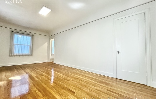 2 beds, 1 bath, $2,550