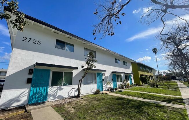 2717 S Baker