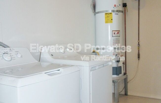 2 beds, 2 baths, 1,047 sqft, $2,895, Unit 412