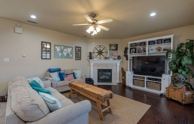 Available August 2026! Beautiful 4 Bed, 2 Bath in a Fantastic Location!