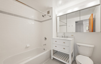 520 W 23 ST