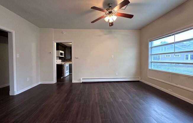 4 beds, 1 bath, $1,045, Unit Lower