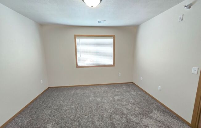 1 bed, 1 bath, 756 sqft, $1,025, Unit 3400 207