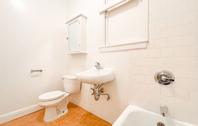 Studio, 1 bath, $1,395, Unit 16