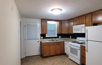 2 beds, 1 bath, 850 sqft, $2,150, Unit 0