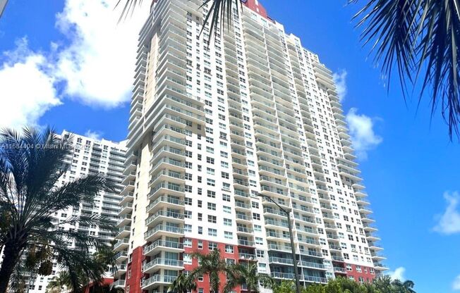 1155 Brickell Bay Dr # 17-09