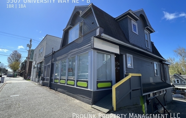 5507 UNIVERSITY WAY NE