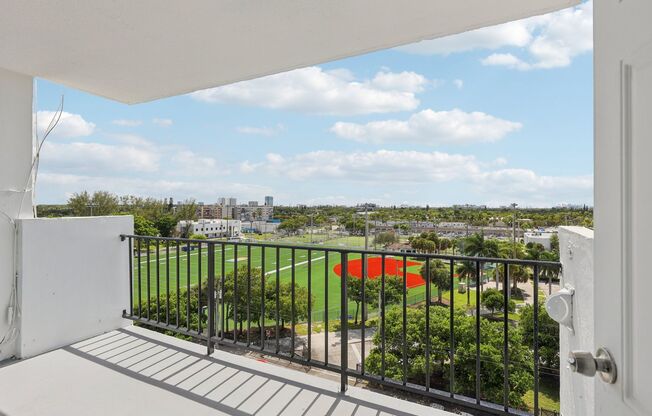 2 beds, 2 baths, 1,110 sqft, $2,300, Unit 211S