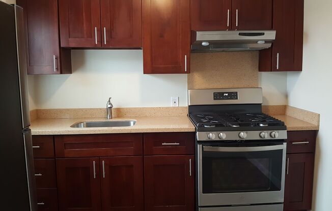 6796-6798 Mission St.