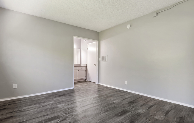 One-bedroom/one-bath apartment in a 21-unit gated building, surrounded by coffee shops and restaurants in the heart of Hollywood near Santa Monica Blvd & Highland Avenue.