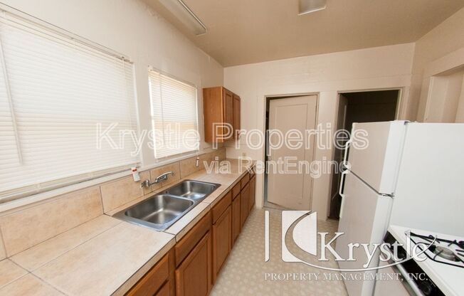 122 CONTRA COSTA ST